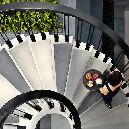 Moevenpick Hotel Sukhumvit 15 Μπανγκόκ Εξωτερικό φωτογραφία The spiral staircase
